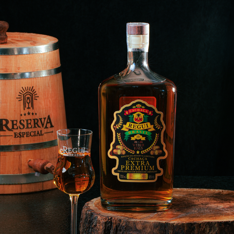 Cachaça Regui Brasil x Weber Haus - Carvalho Americano - 750 ml