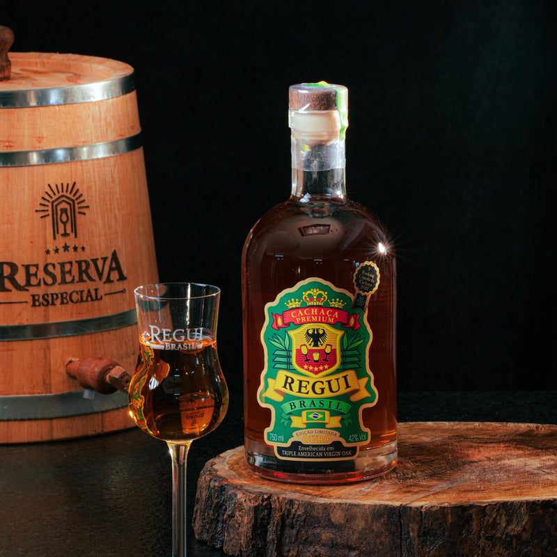 Cachaça Regui Brasil - Ouro Triple Oak - 750 ml