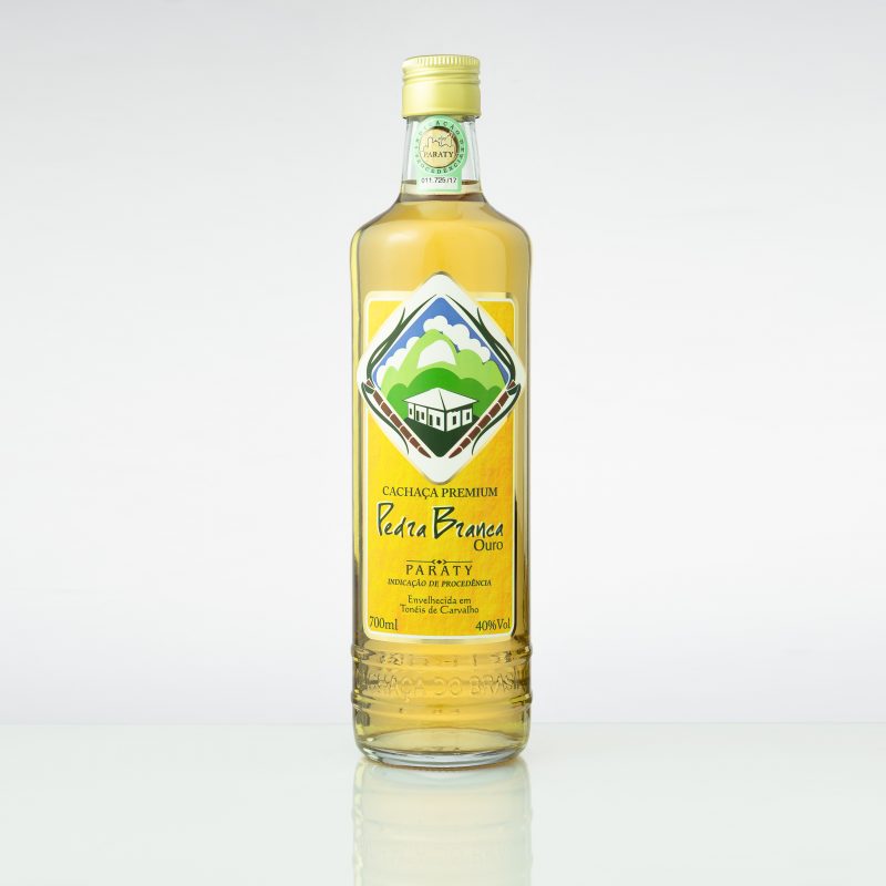 Cachaça Pedra Branca Ouro - 700ml